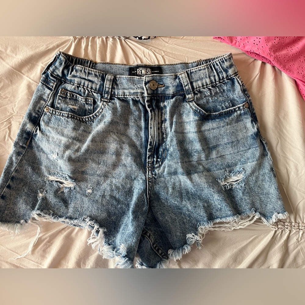 Summer Shorts Bundle! Size M - Picture 6 of 16